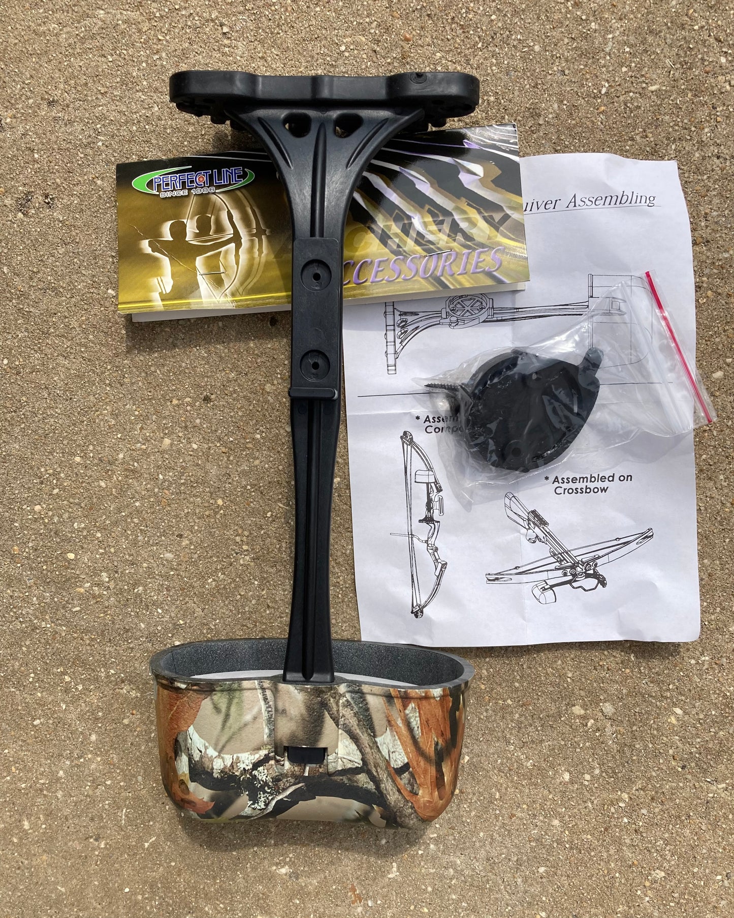 Perfect Line 6 Arrow Quiver in Autumn Camo for Compound Bow or Crossbow